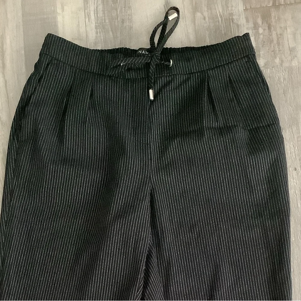 Dynamite brand women's pinstripe jogger pants NWOT🌻